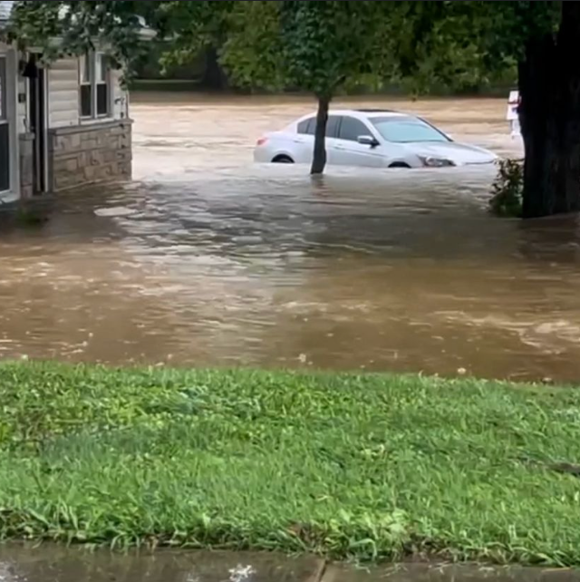Illinois Dam Failure Causes City To Flood
