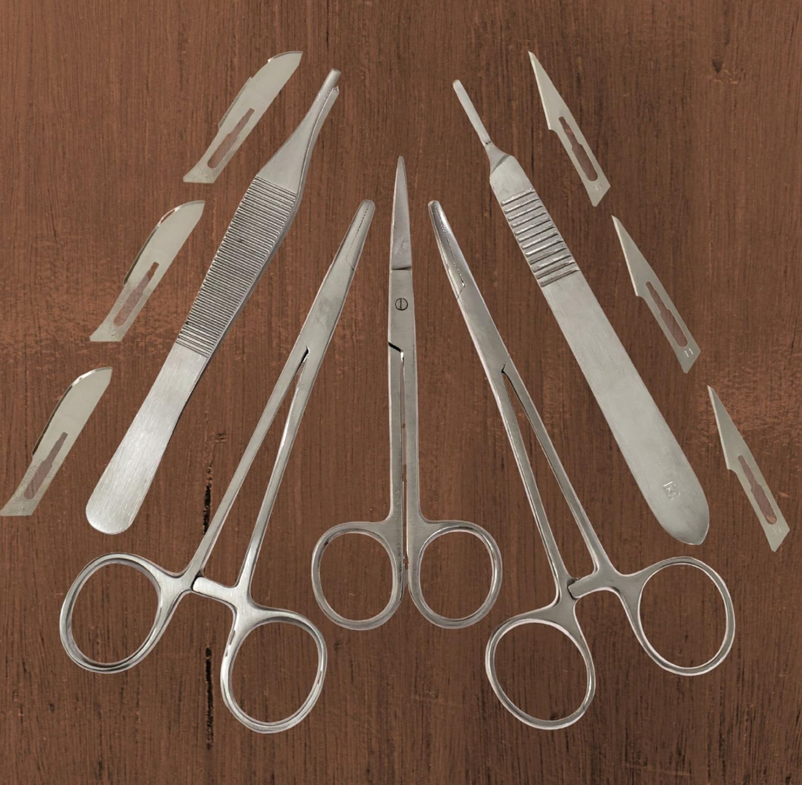 Tactical Suture Stitches Surgery Kit Threads with Needle (25 PK Mixed Dissolvable and Non-Dissolvable)
